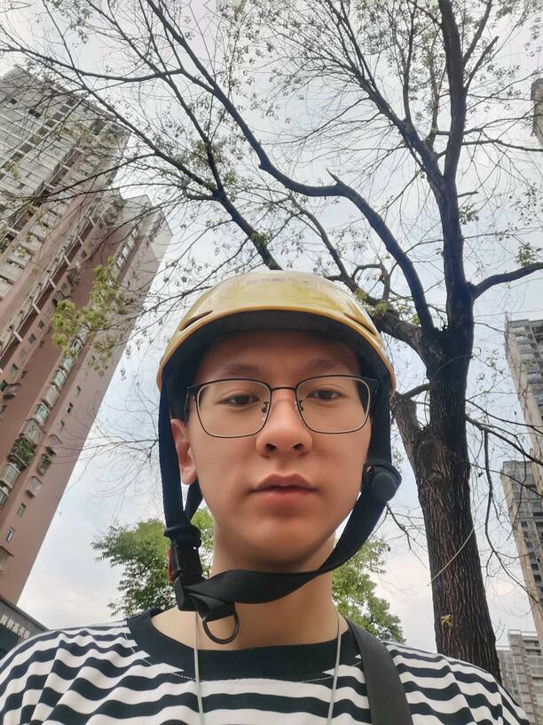 members/students/caowenzhuo.jpg